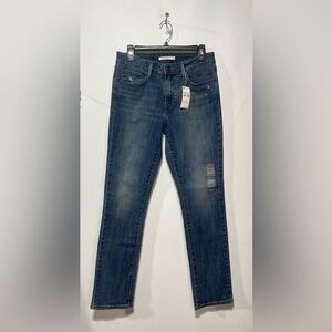 Levi's Mid-Rise Skinny Jeans Medium Wash Size 29 Inseam 30” New With Tags